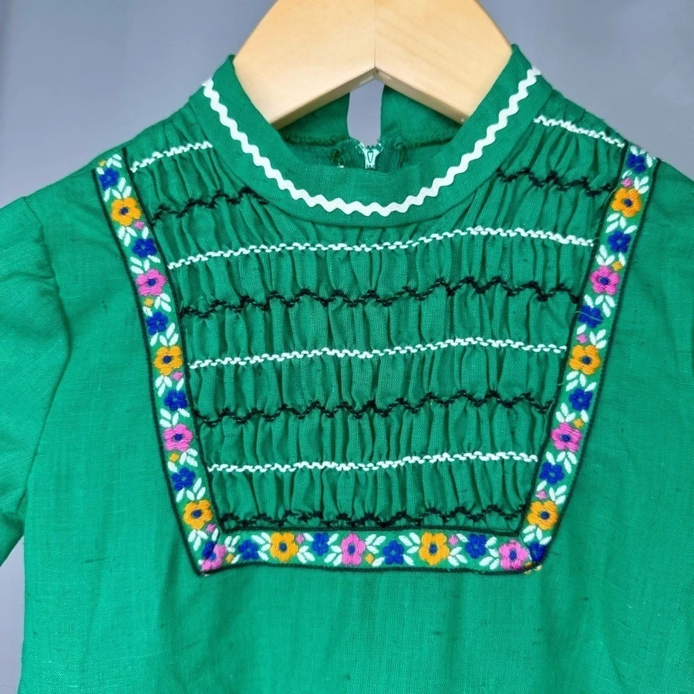 Vintage Polly Flinders hand smocked dress kelly green ric-rac long sleeve 5